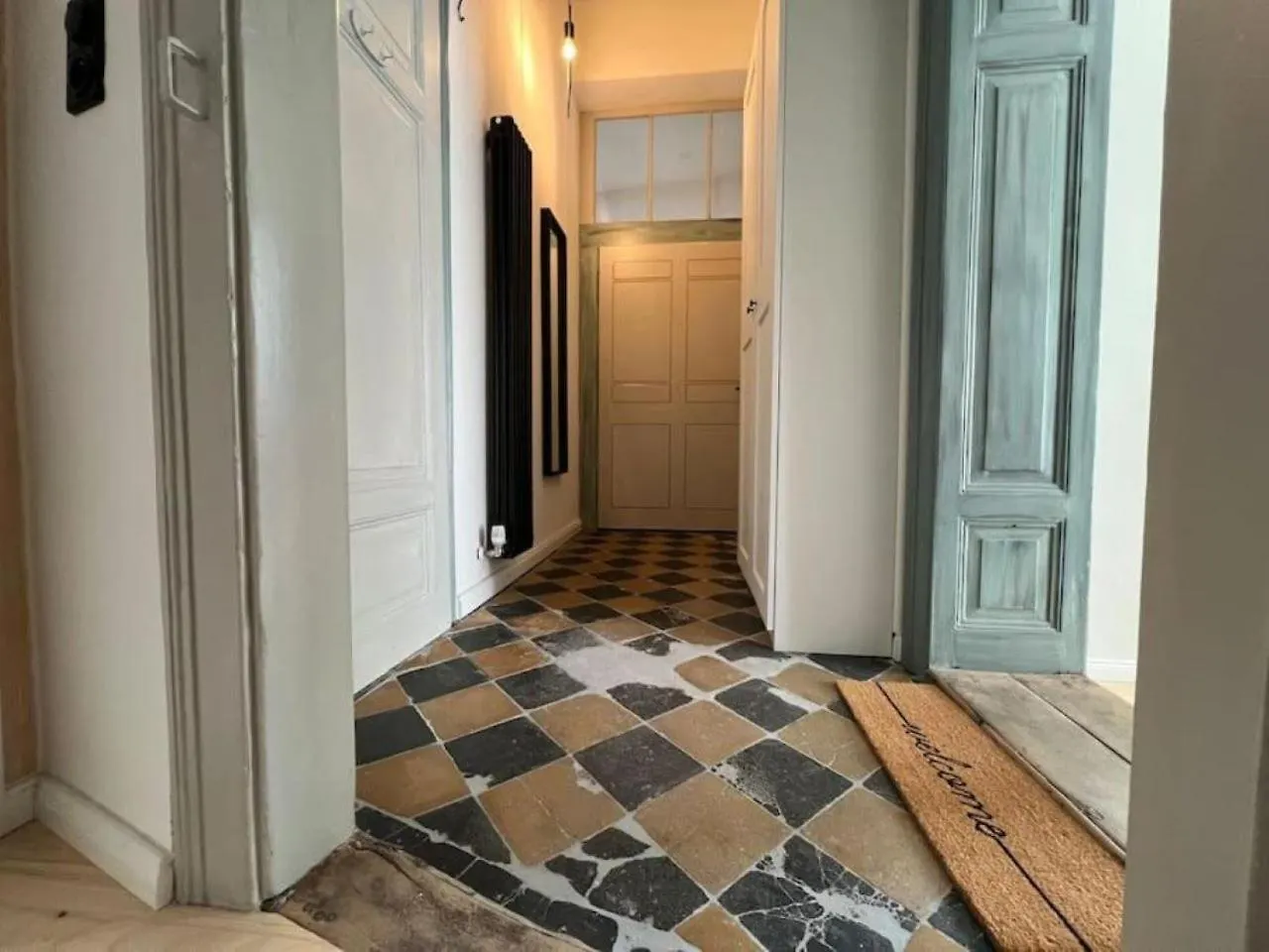 Design Apartment Auf 2 Ebenen - Top Lage & Ausstattung - Fuer Bis Zu 5 Personen